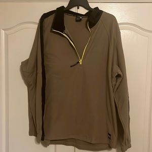 Mens 4XL Under Armour sweatshirt.